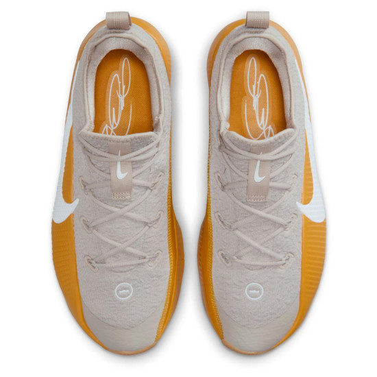Nike LeBron Tr 1